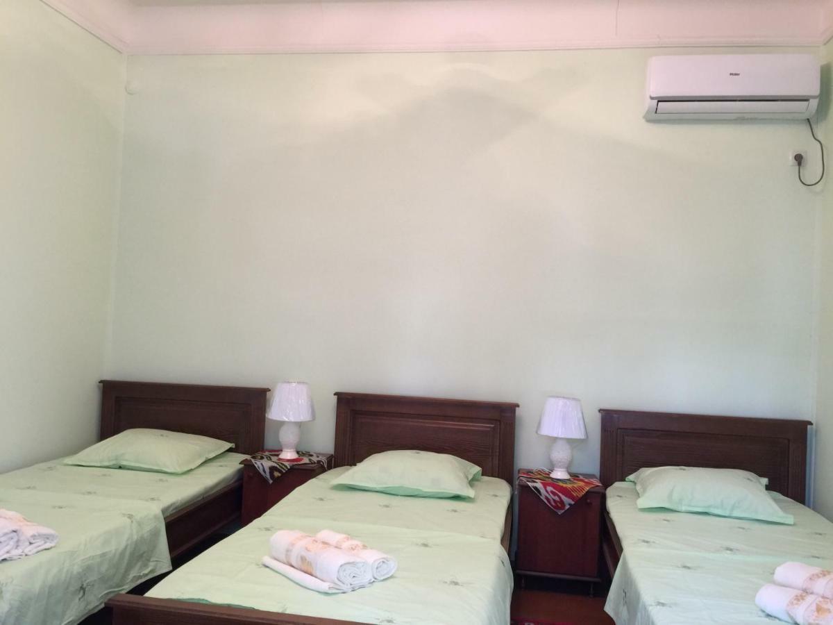 Munis Hotel Samarkand Bagian luar foto